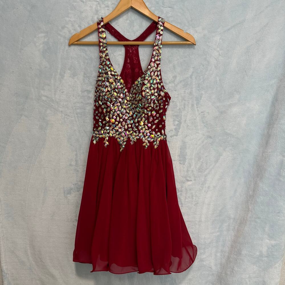 Dancing Queen Red Embellished Halter Cocktail Dress Homecoming Mini Size S